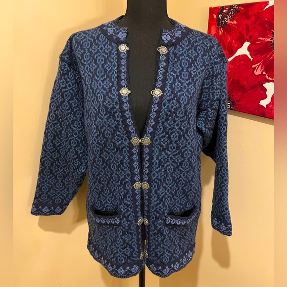 Nordstrickk Virgin Wool Blue Pattern Cardigan w/ metal closures (Norway), Small - Picture 1 of 11